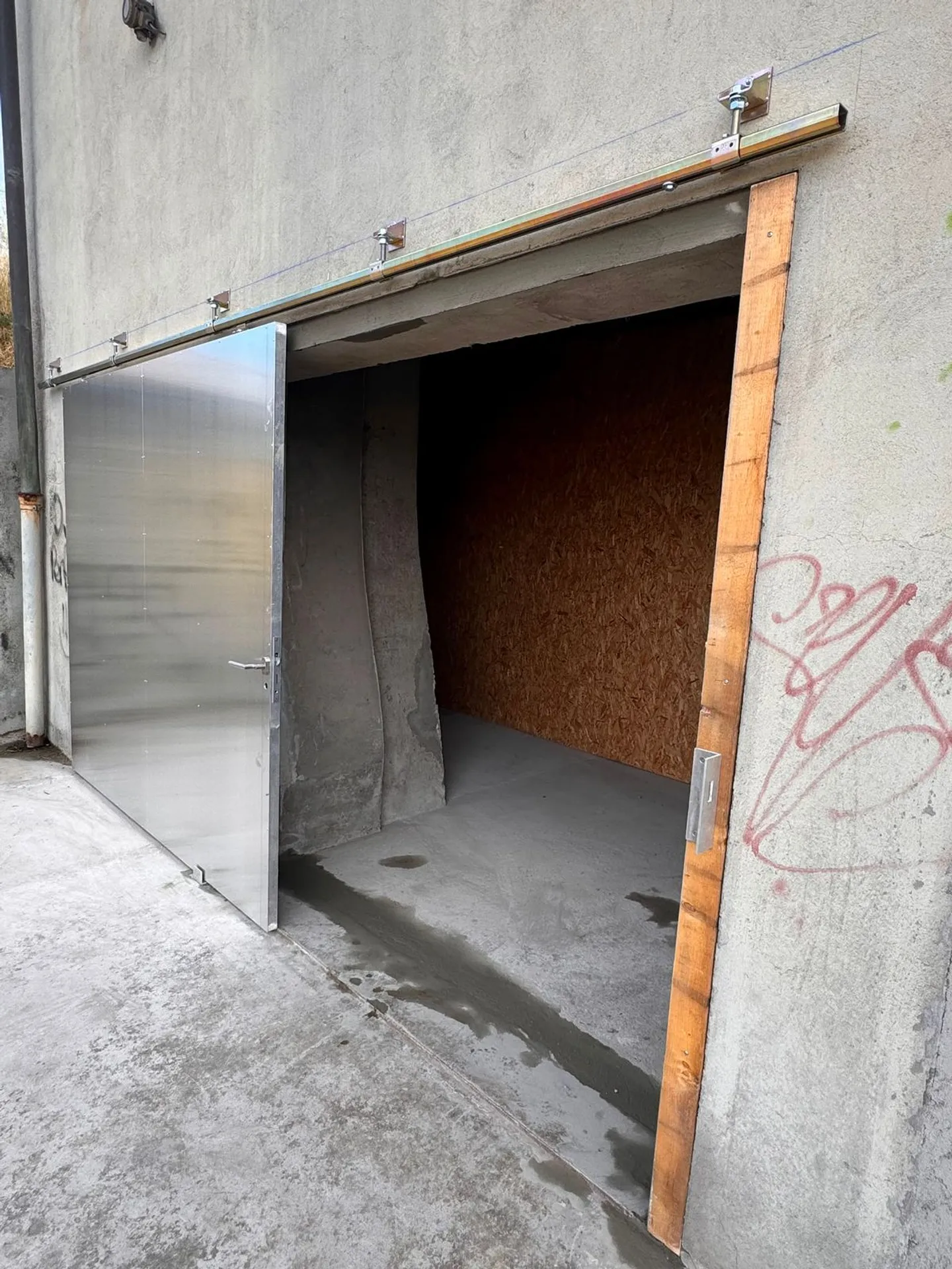 Chénens (FR) - Halles de stockage, box individuels et parking à louer, dès CHF 70.-/mois - Photo 9 sur 12