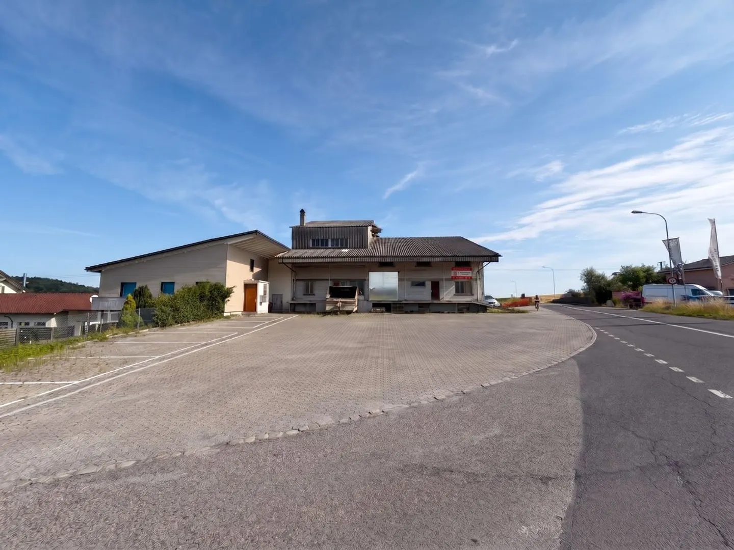 Chénens (FR) - Halles de stockage, box individuels et parking à louer, dès CHF 70.-/mois - Photo 1 sur 12
