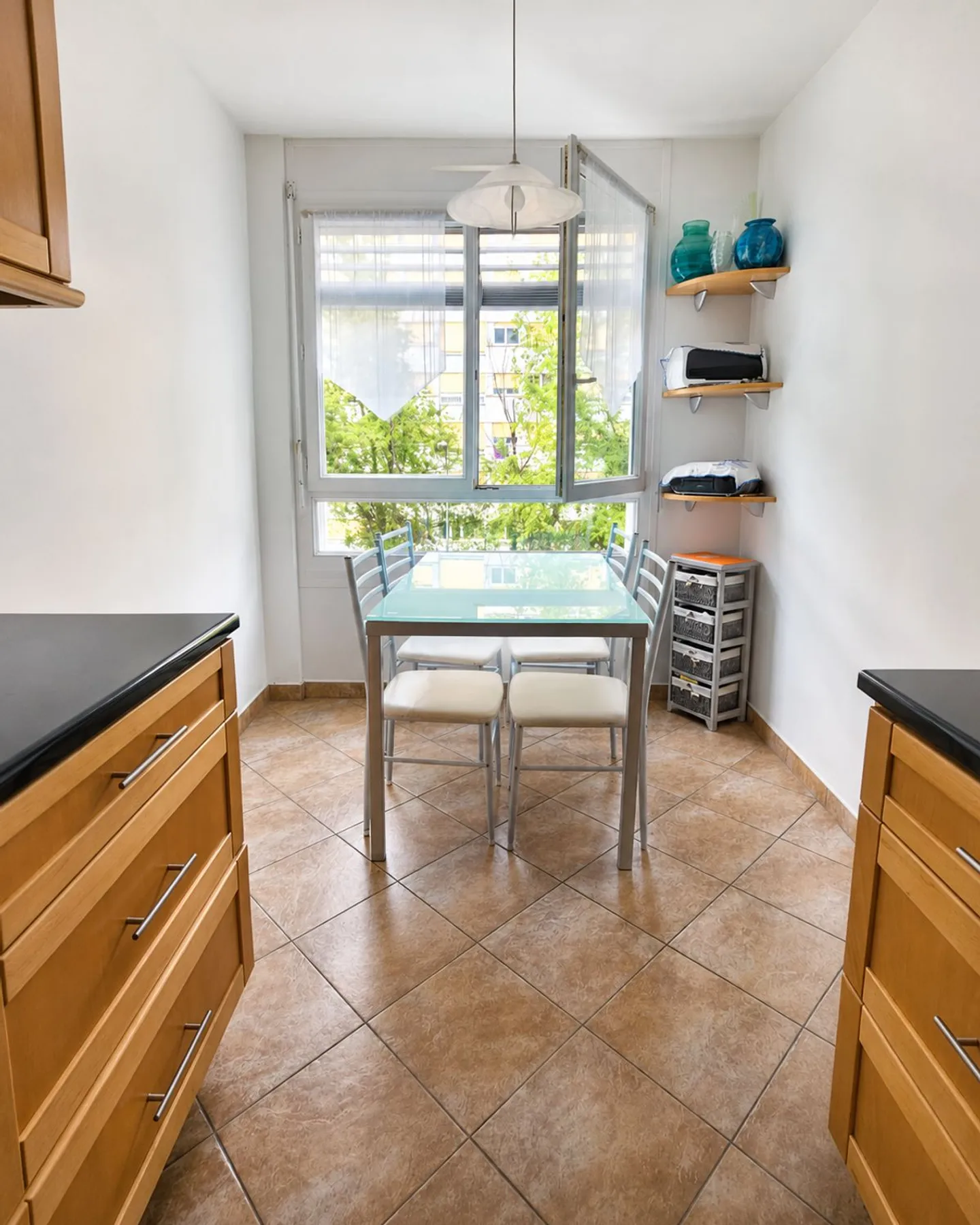 Appartement meublé 4,5 pièces - Photo 4 sur 8