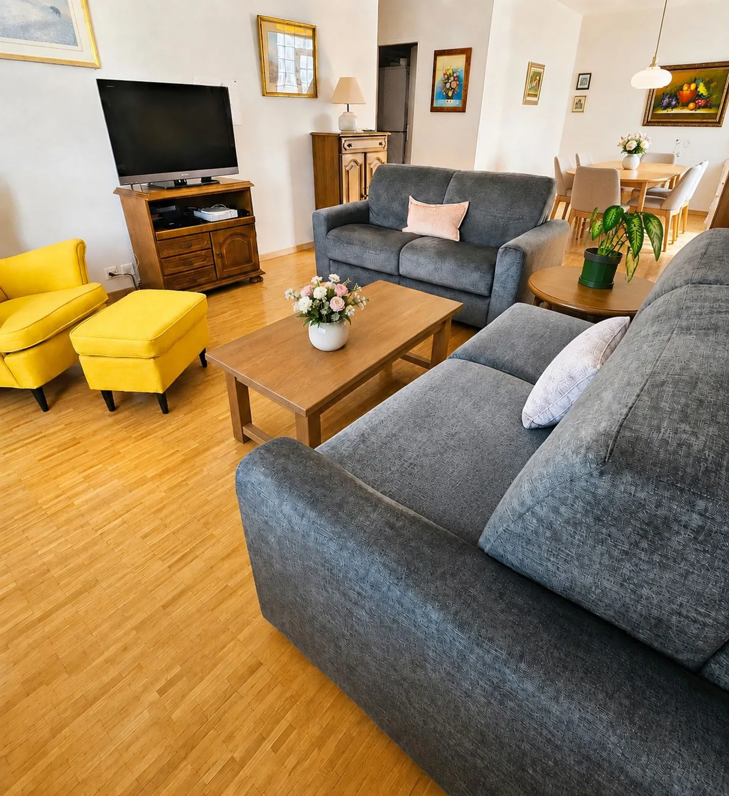 Appartement meublé 4,5 pièces - Photo 1 sur 8