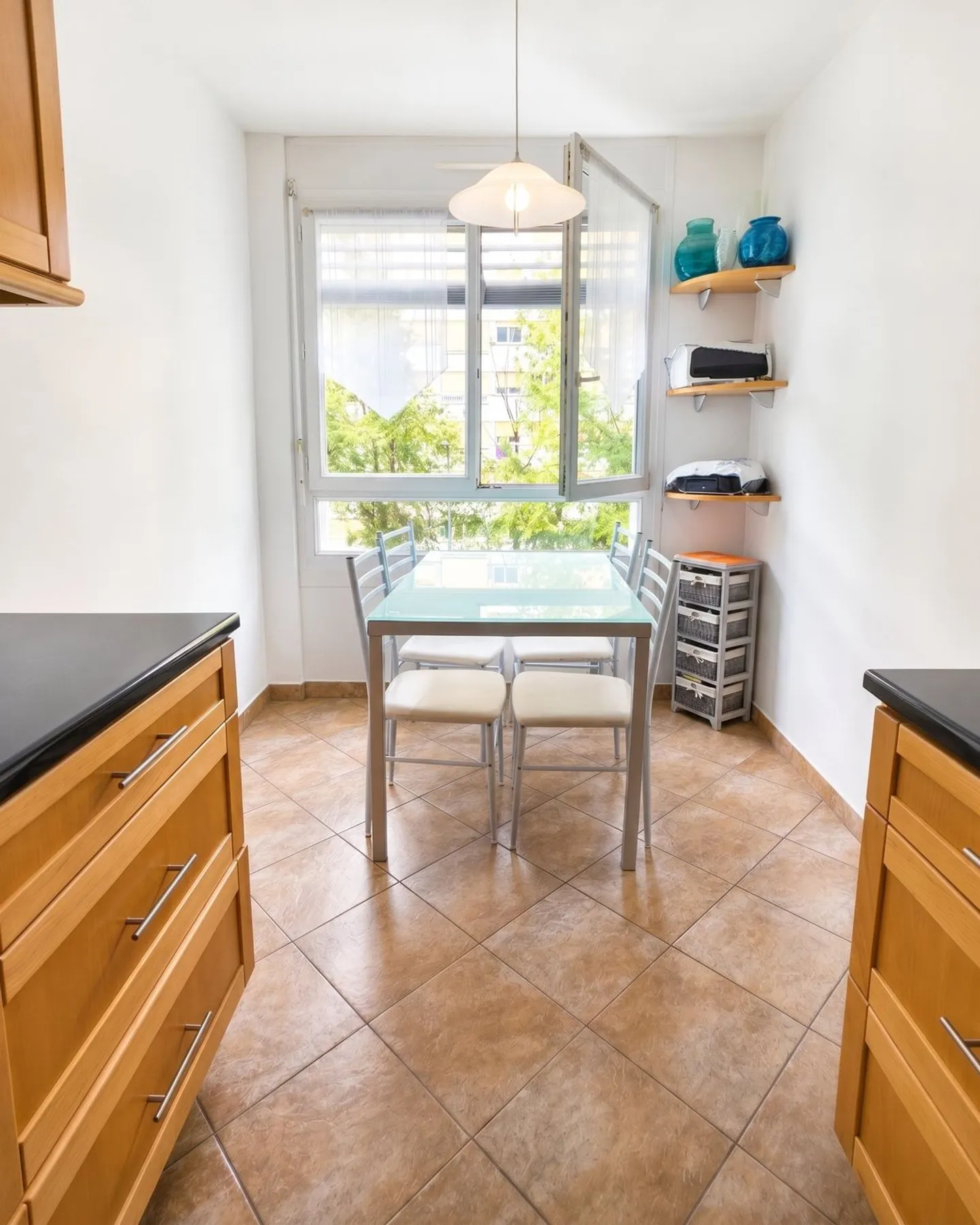 Furnished 4.5-Room Apartment - Photo 1 of 5
