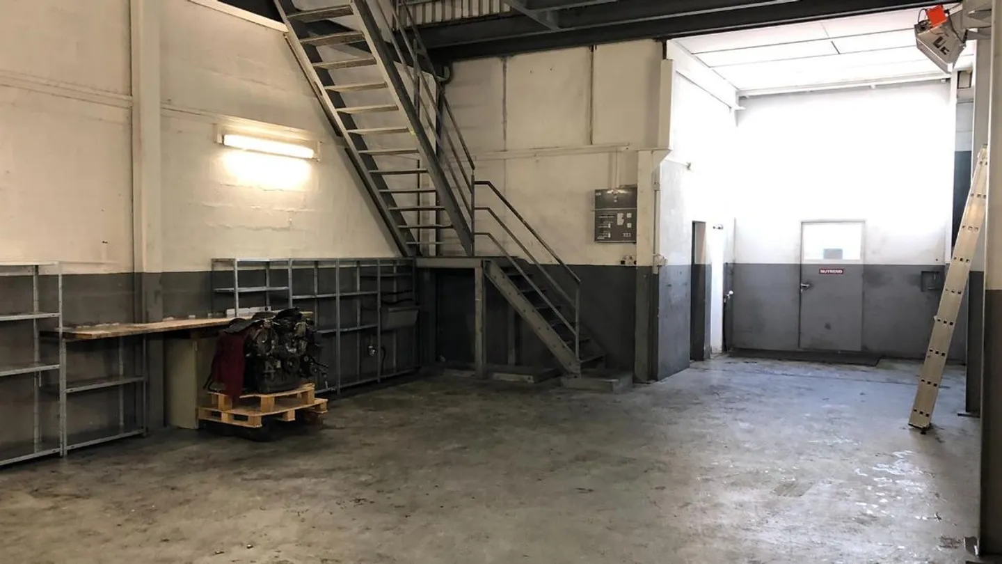 Handwerksbetrieb von 195 m² zu vermieten - Villeneuve (VD) - Foto 6 von 9