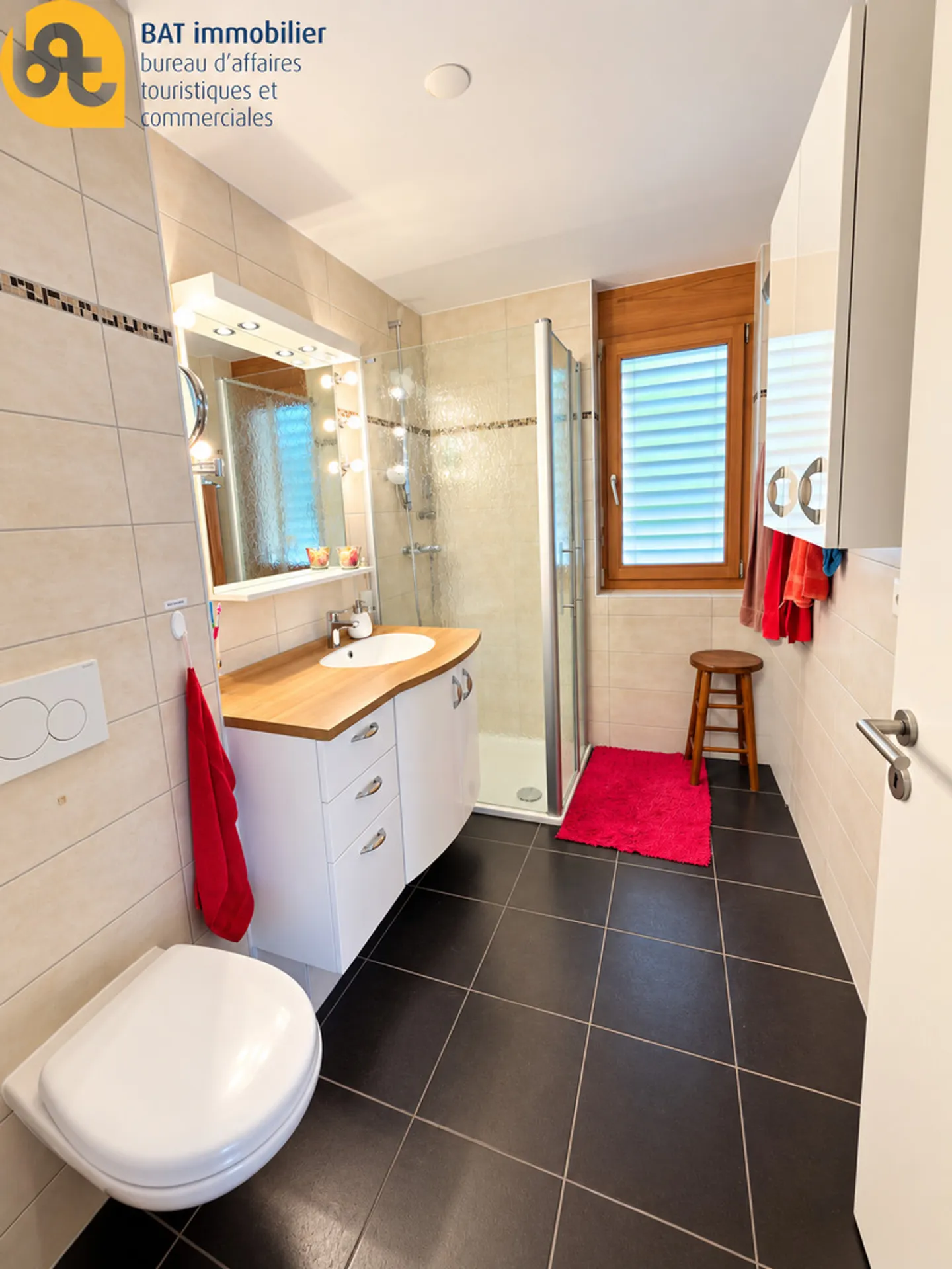 Nax - 2.5 rooms in a secondary residence with balcony and terrace - Photo 8 of 13