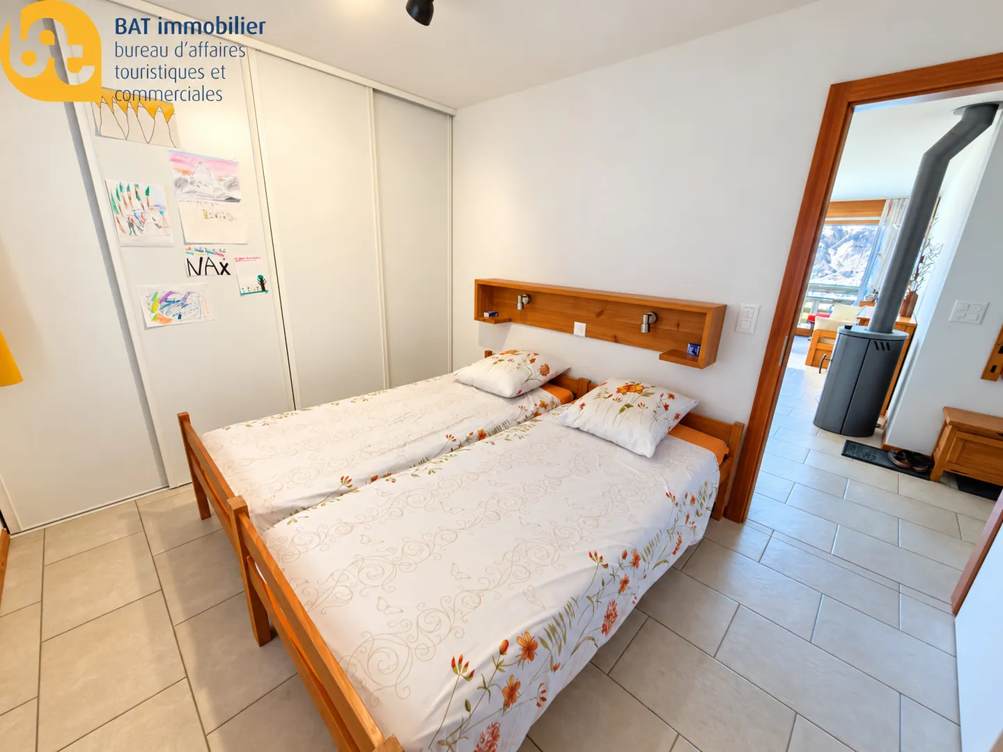 Nax - 2.5 rooms in a secondary residence with balcony and terrace - Photo 9 of 13