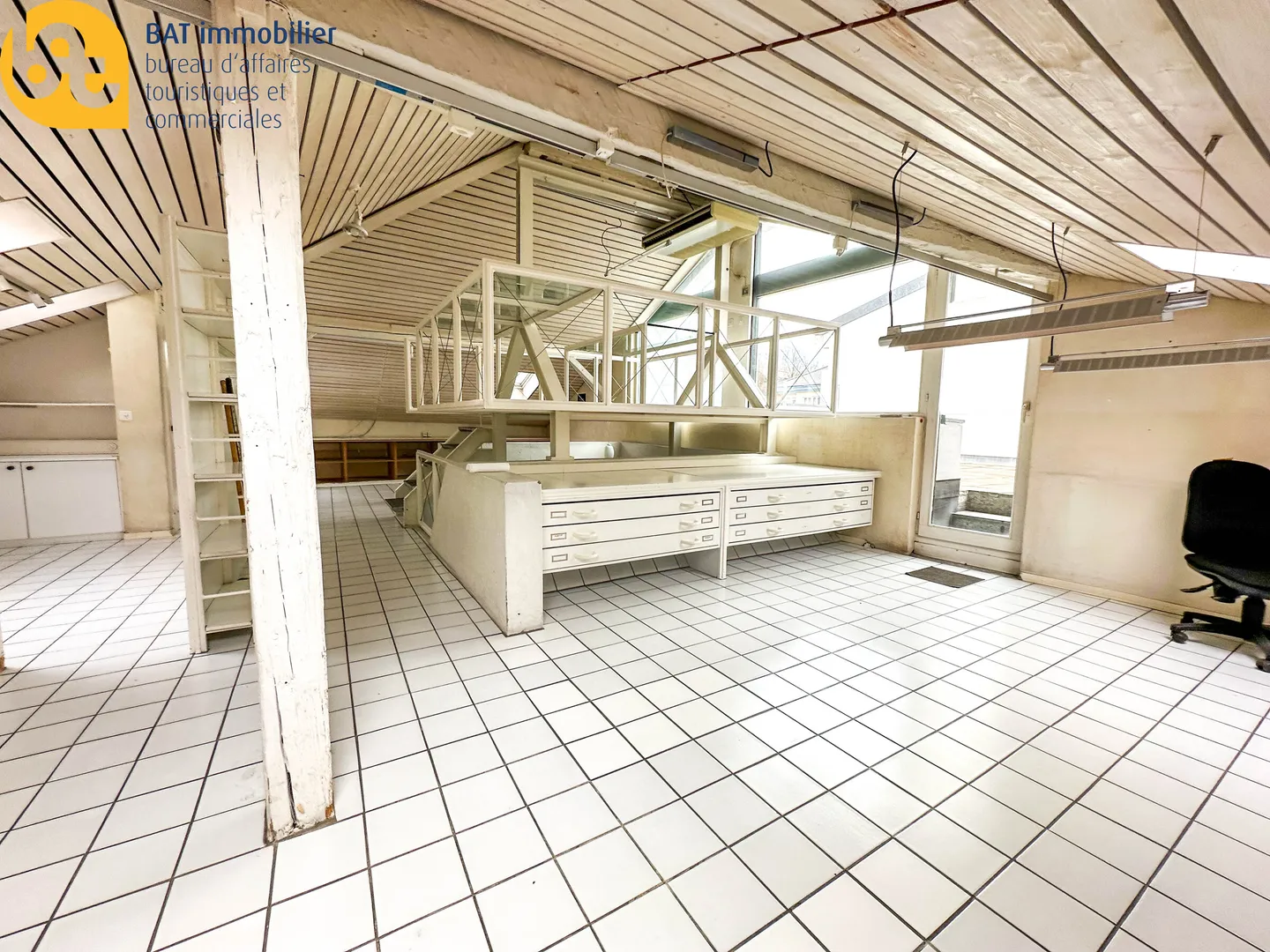 Sierre - ufficio loft in mansarda con ampia terrazza - Gobet - Foto 1 di 12