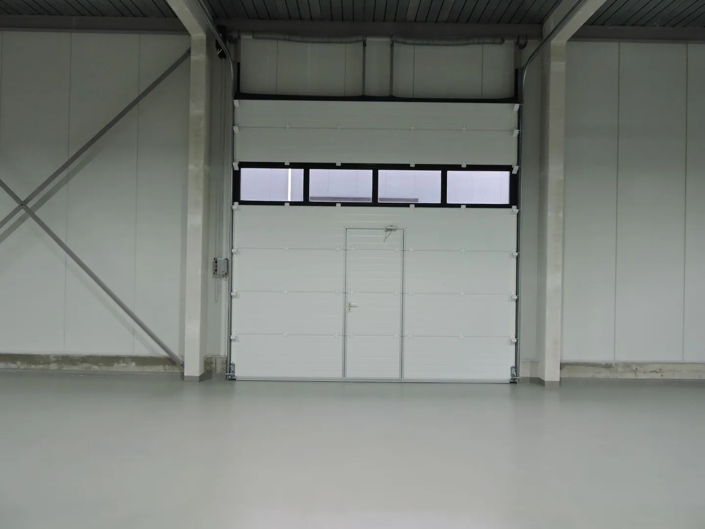 Halle industrielle d'une surface de 101 m2 - Photo 3 sur 3