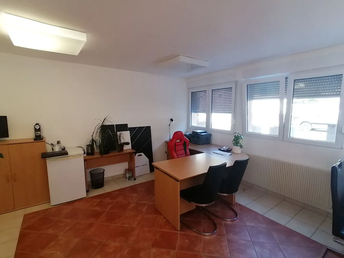 Spazio commerciale di 20 m2 - Foto 1 di 1