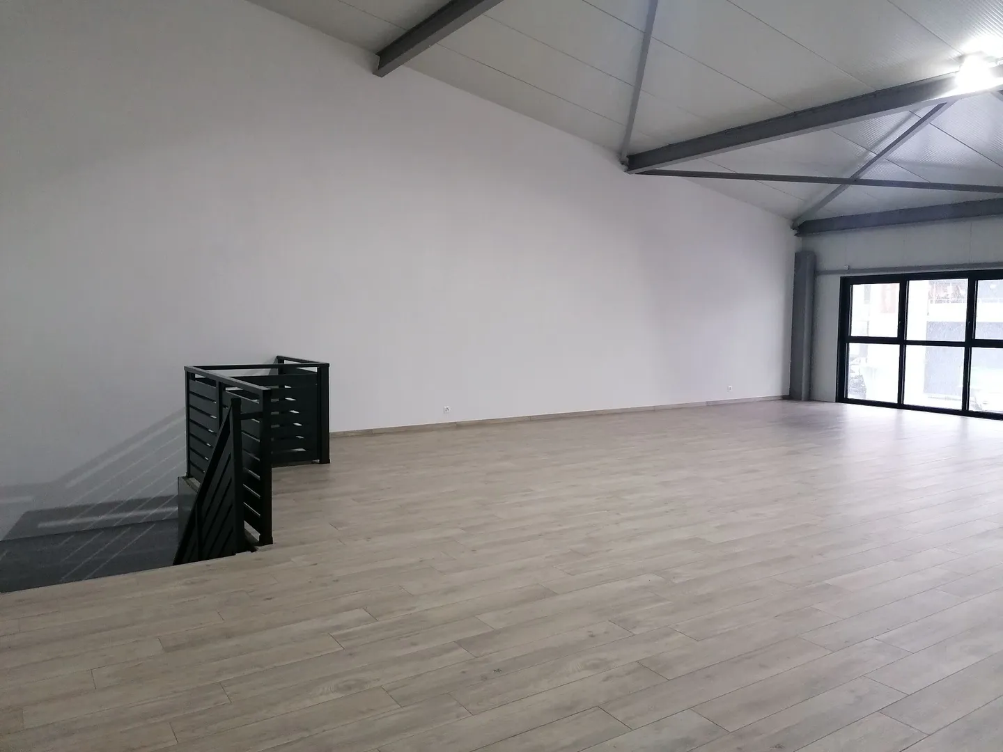 Halle mit einer Fläche von 360 m2 - Foto 4 von 4