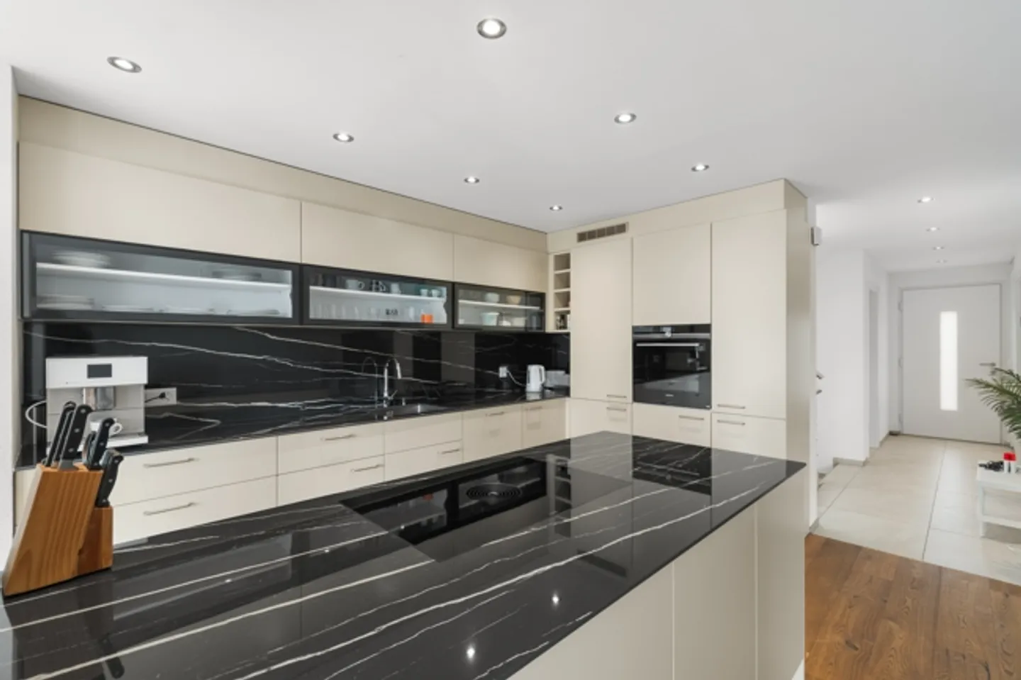 Maison de terrasse élégante avec ascenseur et jardin privé paradisiaque - Maison C - Photo 4 sur 13
