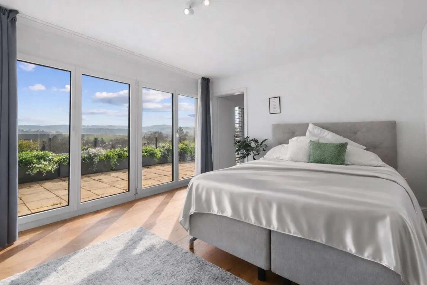 Maison de terrasse élégante avec ascenseur et jardin privé paradisiaque - Maison C - Photo 7 sur 13