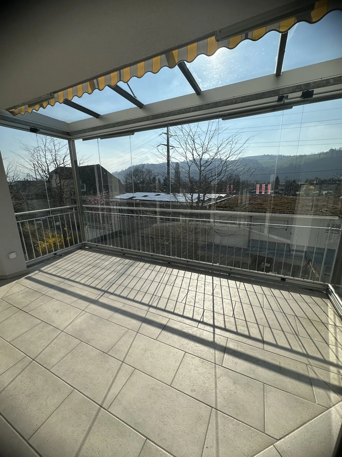 Attractive 3.5-room apartment in a prime location - Photo 8 of 12