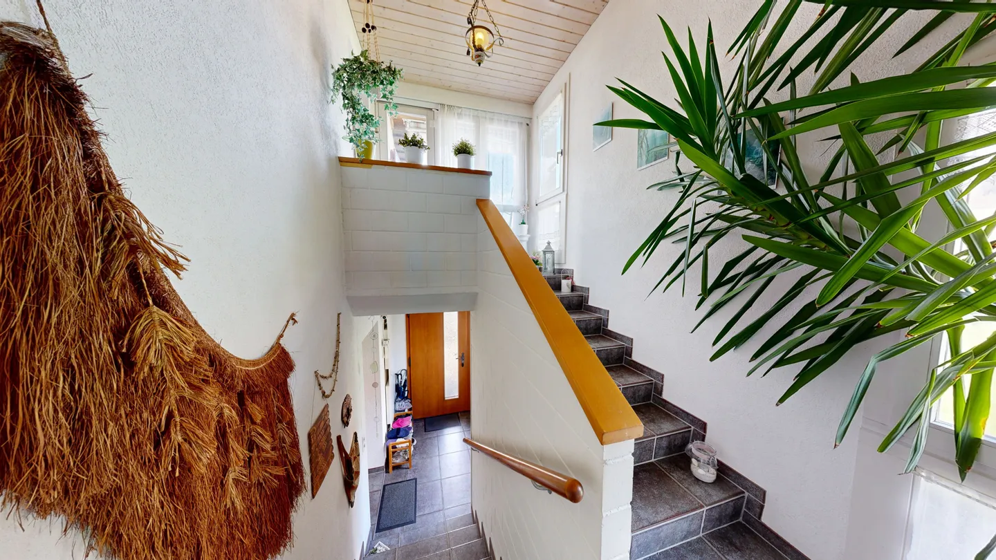 Maison individuelle de 6,5 pièces avec beau jardin - Photo 10 sur 13