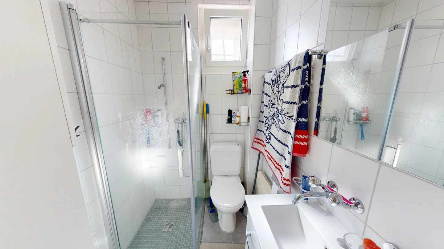 Cozy ground floor apartment with old building charm - Photo 6 of 11