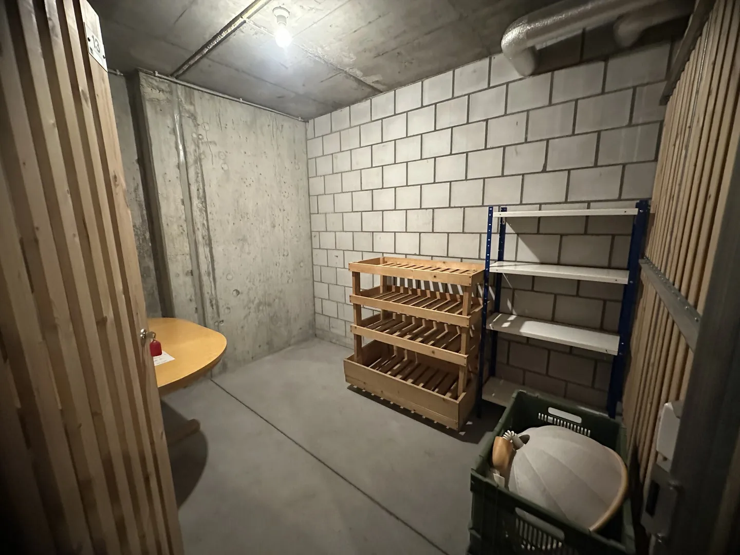 Attractive 3.5-room apartment in a prime location - Photo 10 of 12