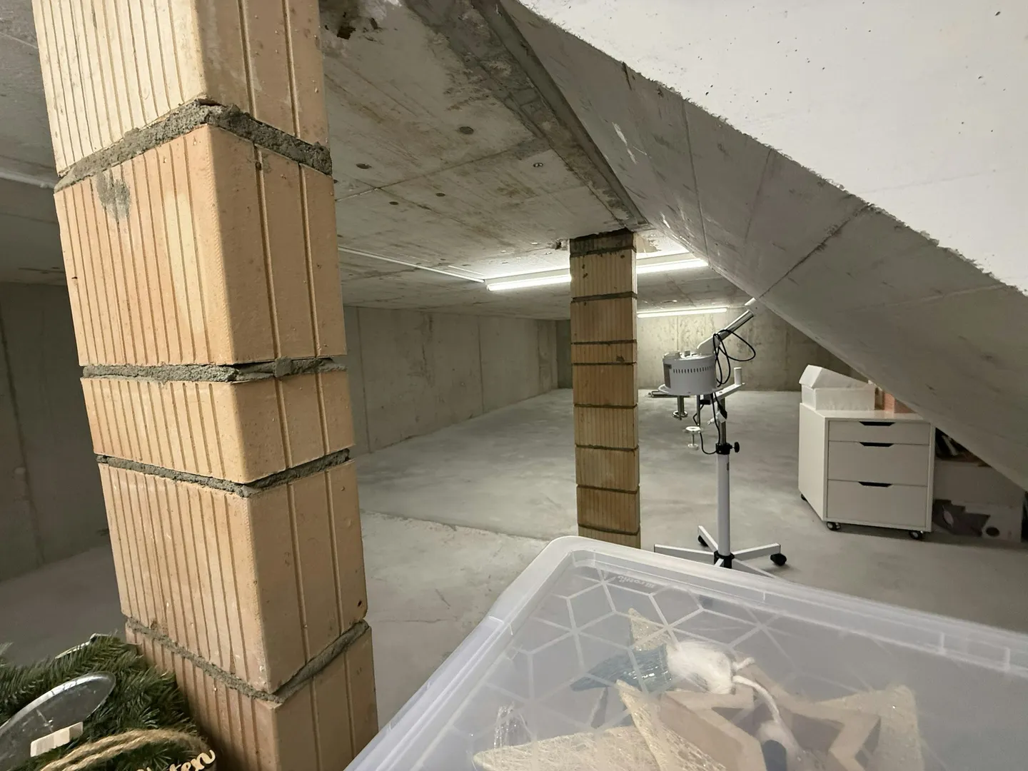 Studio di cosmetica, ufficio o negozio in affitto in Bahnstrasse 8a a Henggart - Foto 12 di 12