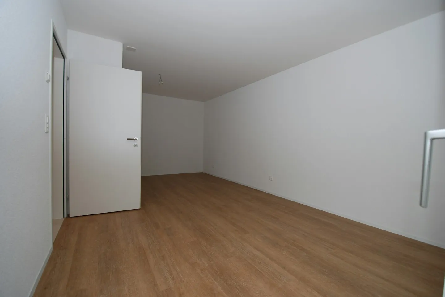 5.5-Zimmer-Erdgeschosswohnung in Benken ZH zu vermieten - Foto 8 di 13