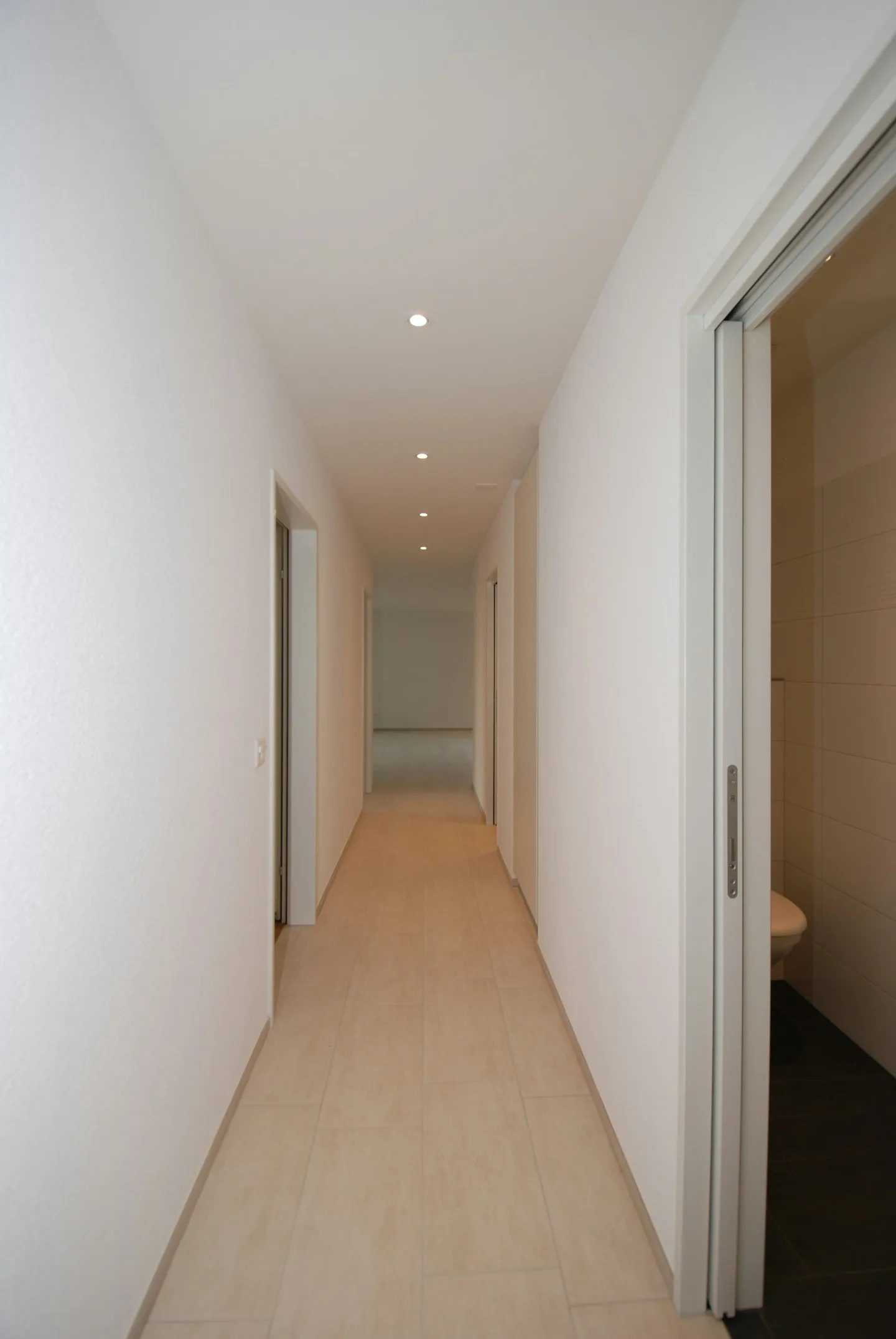 5.5-Zimmer-Erdgeschosswohnung in Benken ZH zu vermieten - Foto 4 di 13
