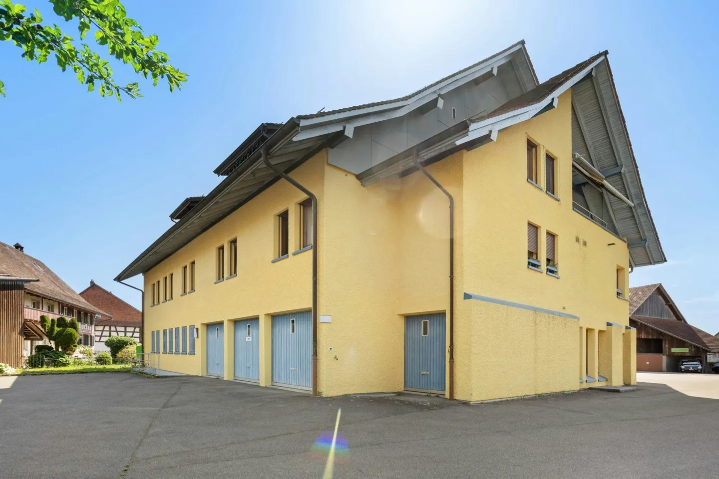 Il tuo investimento immobiliare: appartamenti in affitto/stanze per studio nel centro del villaggio di Rafz - Foto 5 di 12