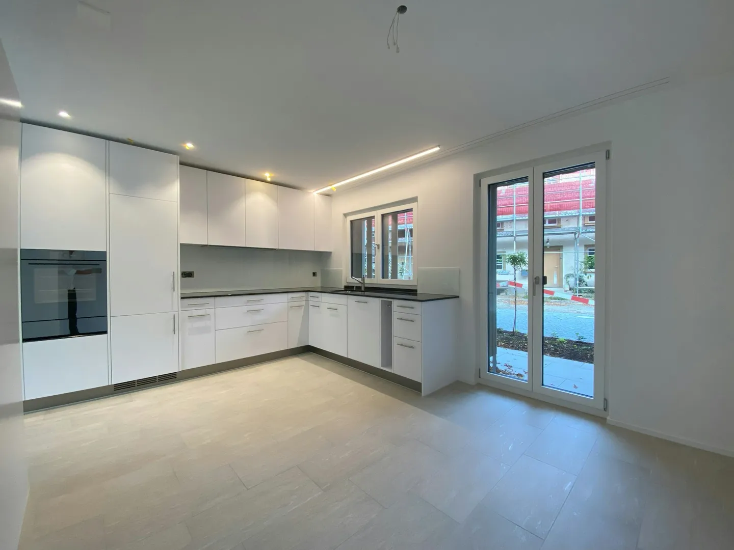 Appartement de jardin de haute qualité à Oerlingen - Photo 2 sur 12