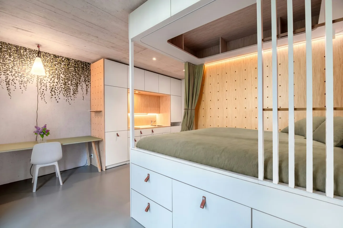 Modern, furnished 1-room apartment in Winterthur - Photo 1 of 11