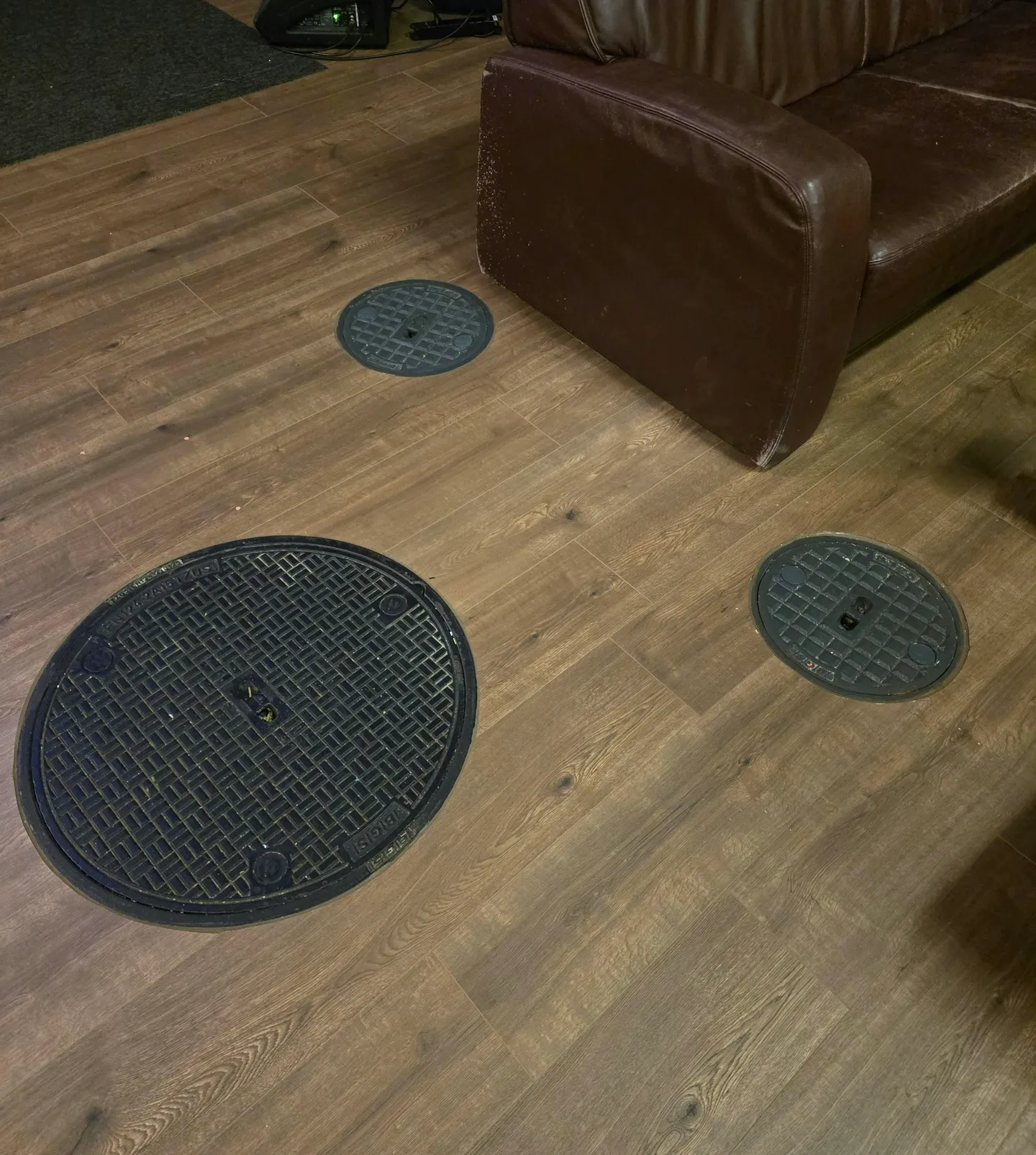 Gym or Fitness Room with Shower Facilities - Photo 3 of 8