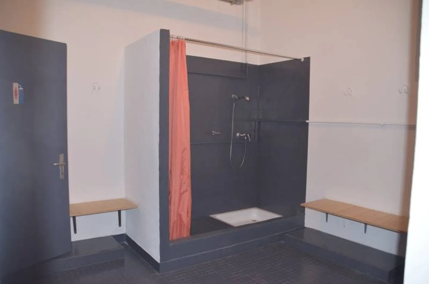 Gym or Fitness Room with Shower Facilities - Photo 6 of 8