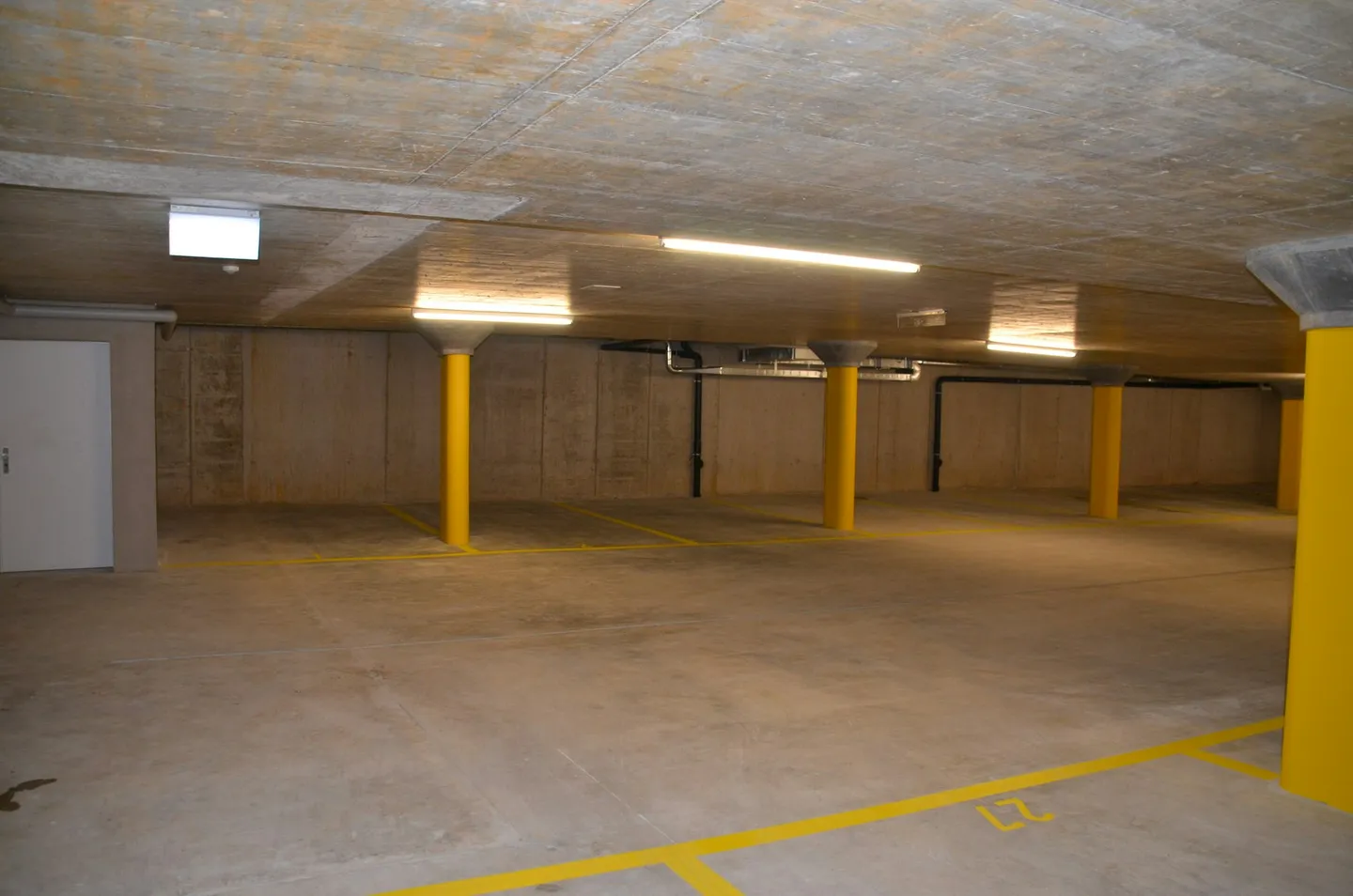 Parking spaces in underground garage - Photo 1 of 1