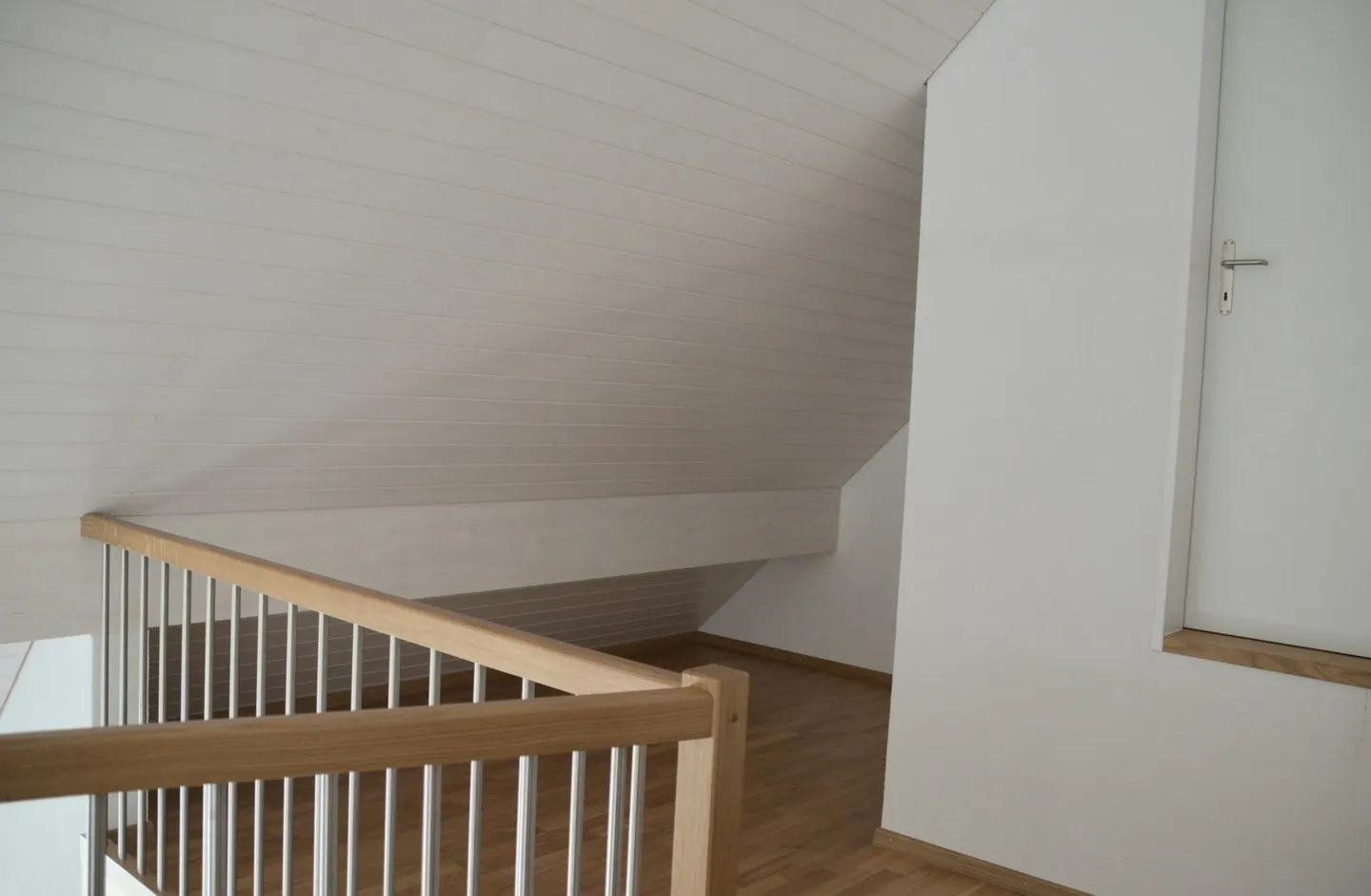 Appartement en duplex moderne de 124 m² - Photo 4 sur 6