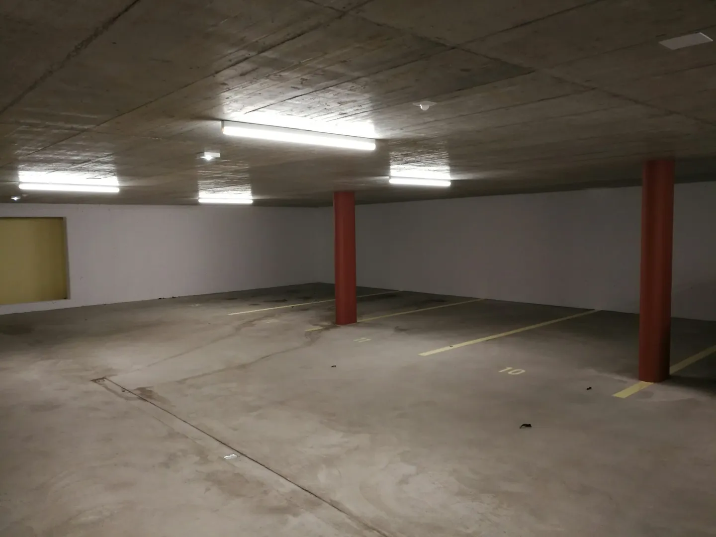 Posto auto nel garage sotterraneo presso la stazione di Attikon/Rickenbach - Foto 1 di 1