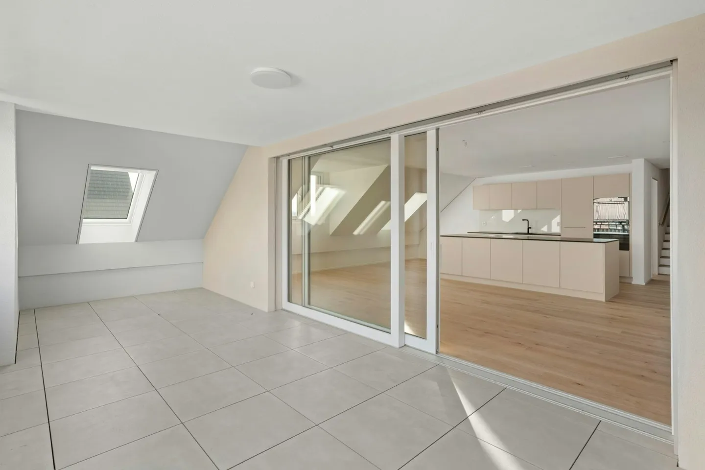 RESERVIERT - Erstbezug: Dachwohnung mit 195m2 - Vergleichen Sie den m2-Preis mit anderen Objekten!  - Foto 12 von 13