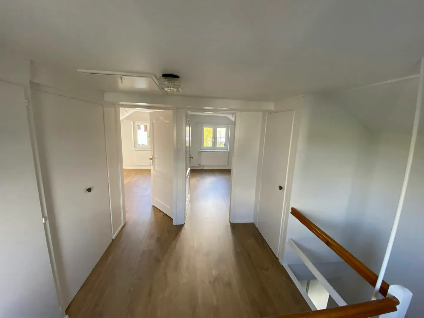 Freistehendes, teilsaniertes Einfamilienhaus mit grossem Umschwung - Photo 10 of 12