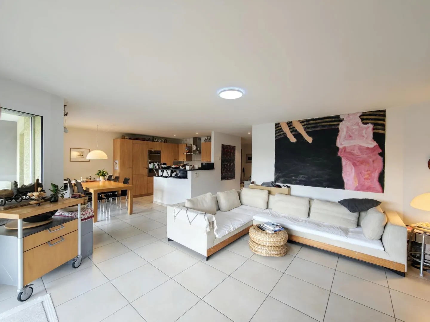Réchy 4.5 rooms with master suite, terrace, box and outdoor parking - Photo 4 of 13