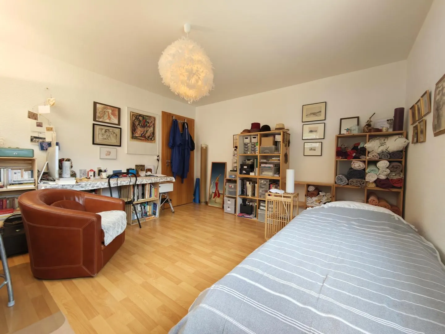 Réchy 4.5 rooms with master suite, terrace, box and outdoor parking - Photo 9 of 13