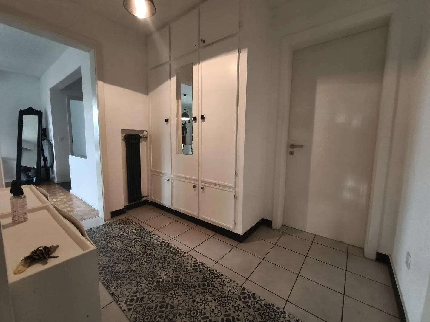 Sion Duplex 5.5 Zimmer mit Balkon und außergewöhnlichem Blick auf die Schlösser - Foto 4 von 13