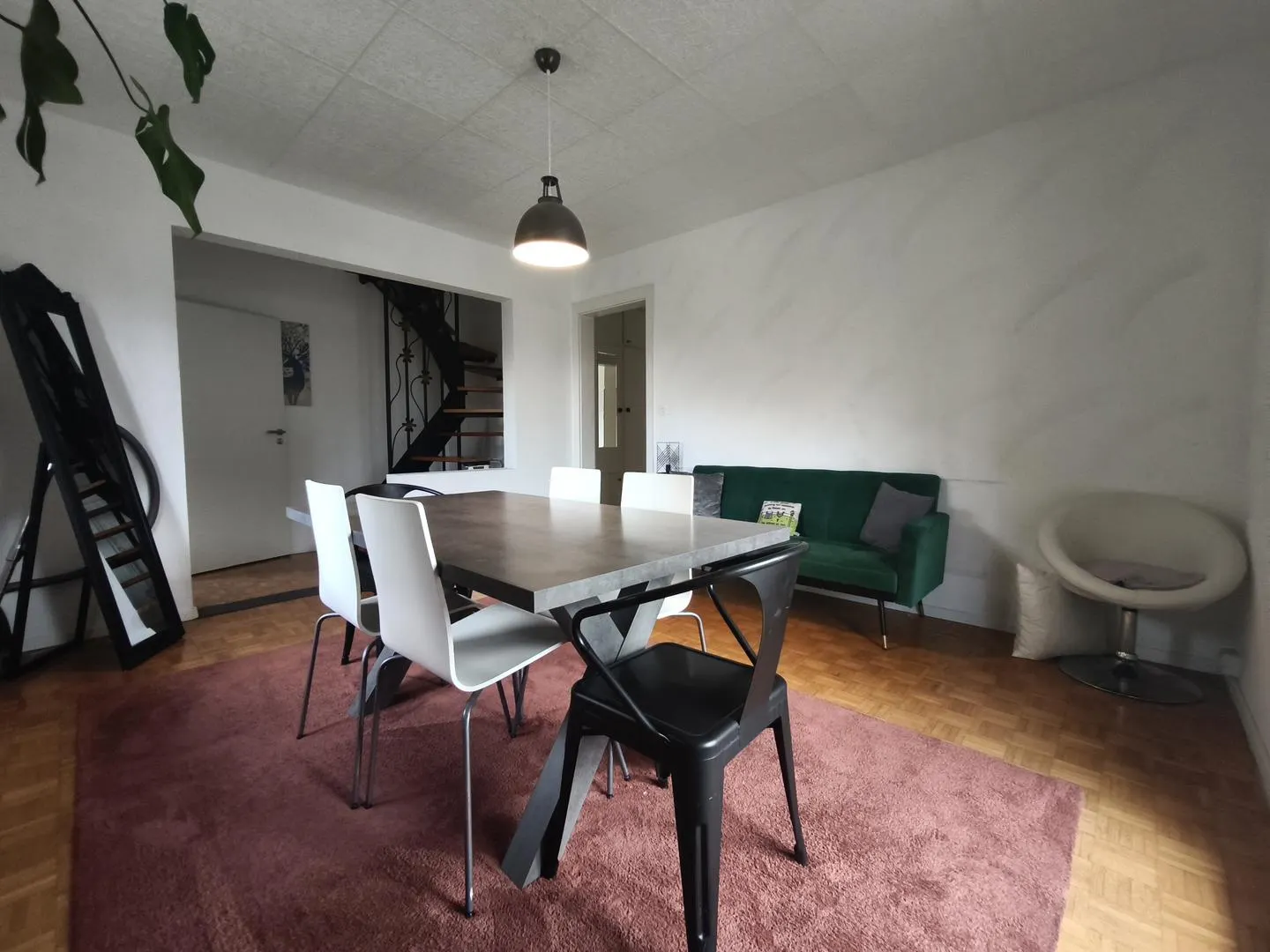 Sion Duplex 5.5 Zimmer mit Balkon und außergewöhnlichem Blick auf die Schlösser - Foto 3 von 13