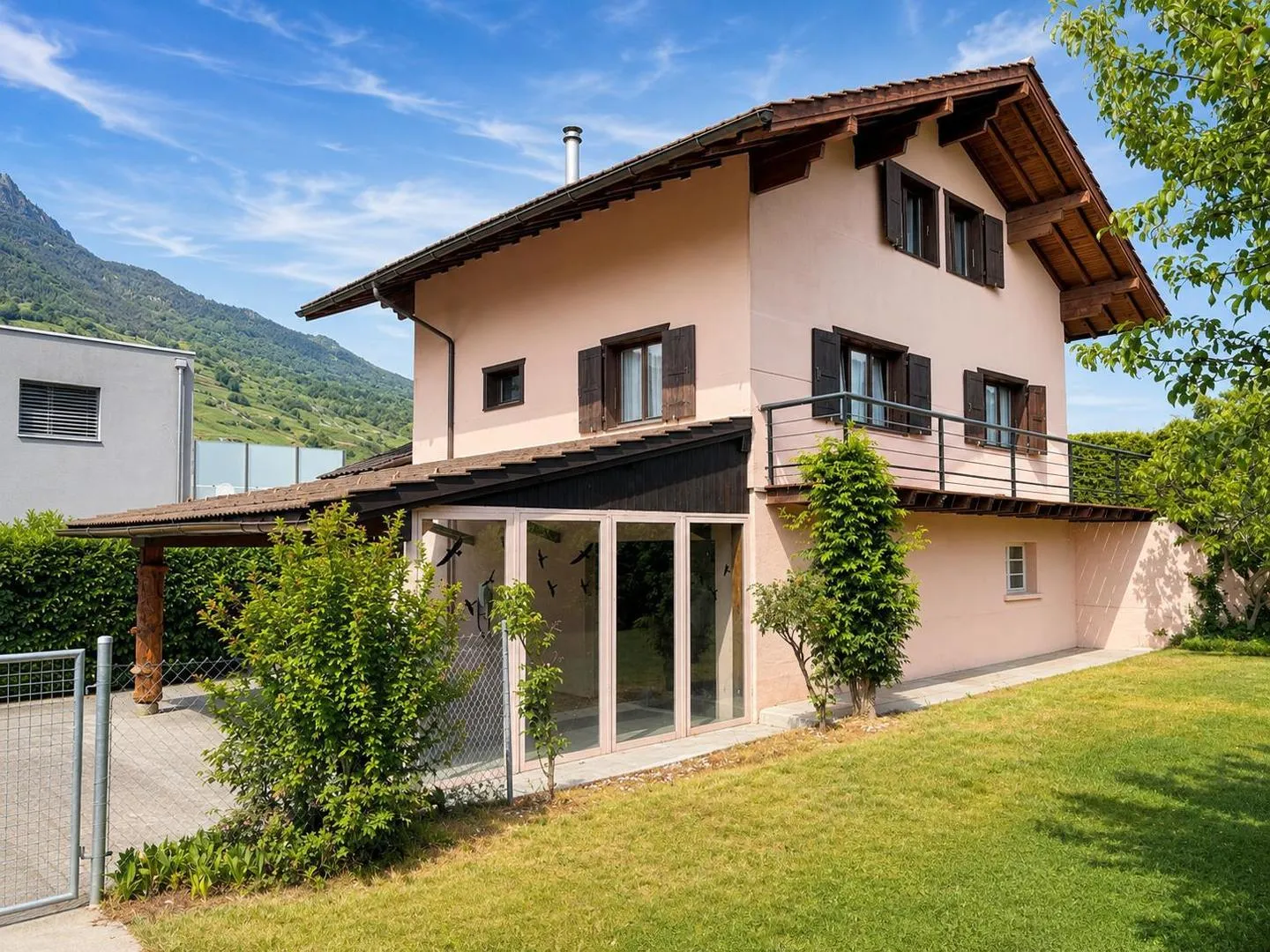 INDIVIDUAL VILLA 5.5 ROOMS VETROZ EXCEPTIONAL PANORAMIC VIEW - Photo 2 of 13