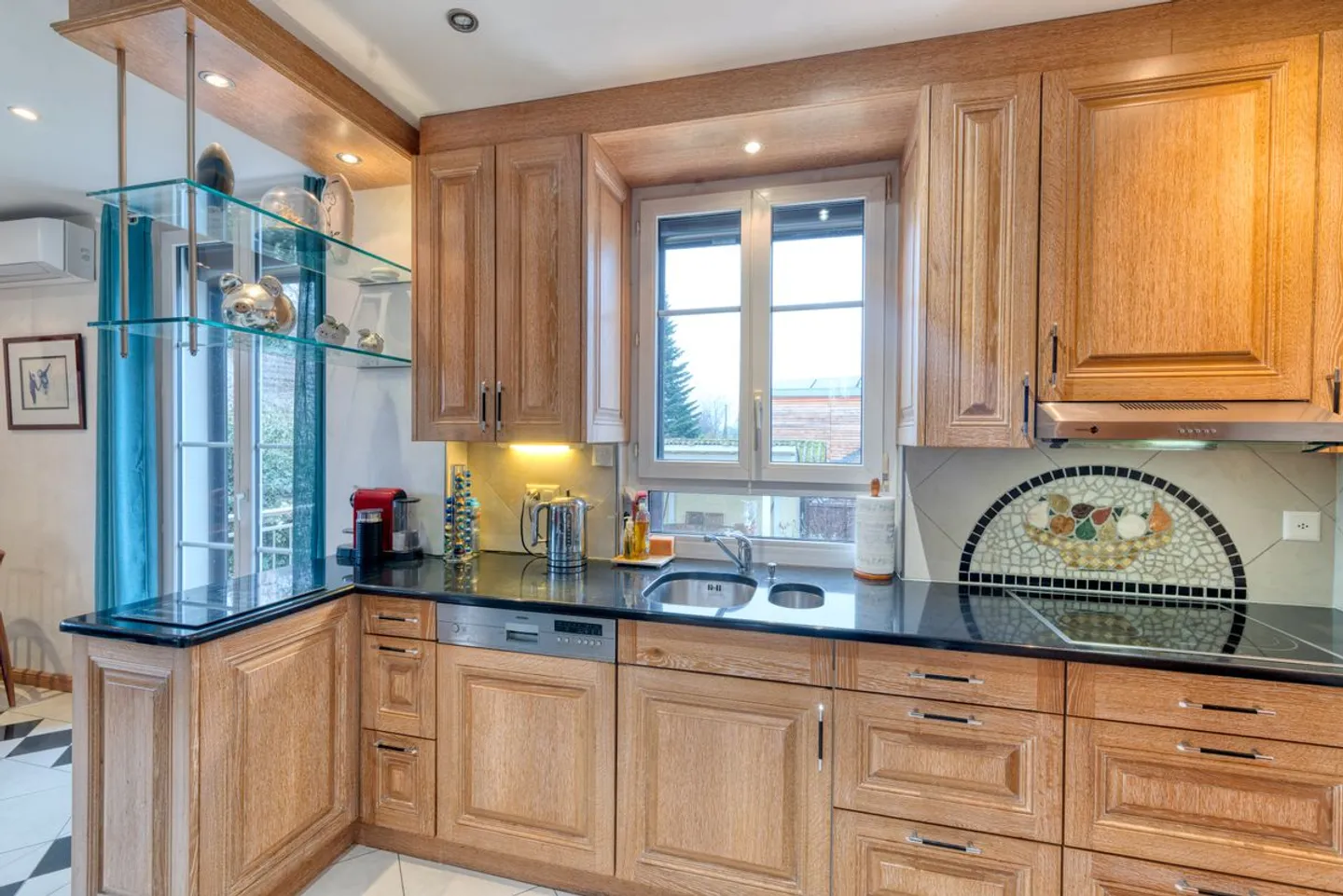 Charming detached house in Cointrin, near Grand-Saconnex - Photo 1 of 5