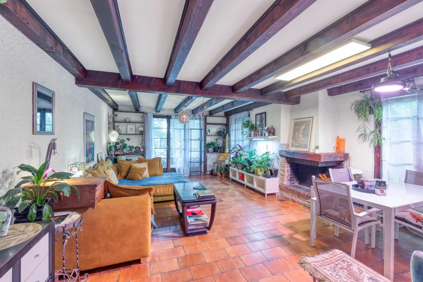 Charming garden-level apartment in absolute calm! - Photo 2 of 3