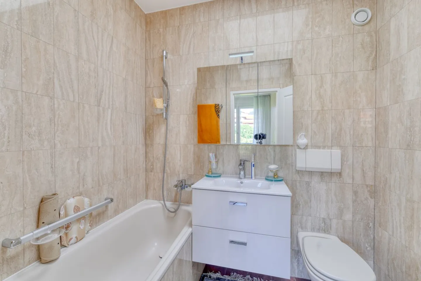 Superbe appartement de 5 pièces en attique au Grand-Saconnex - Photo 5 sur 7