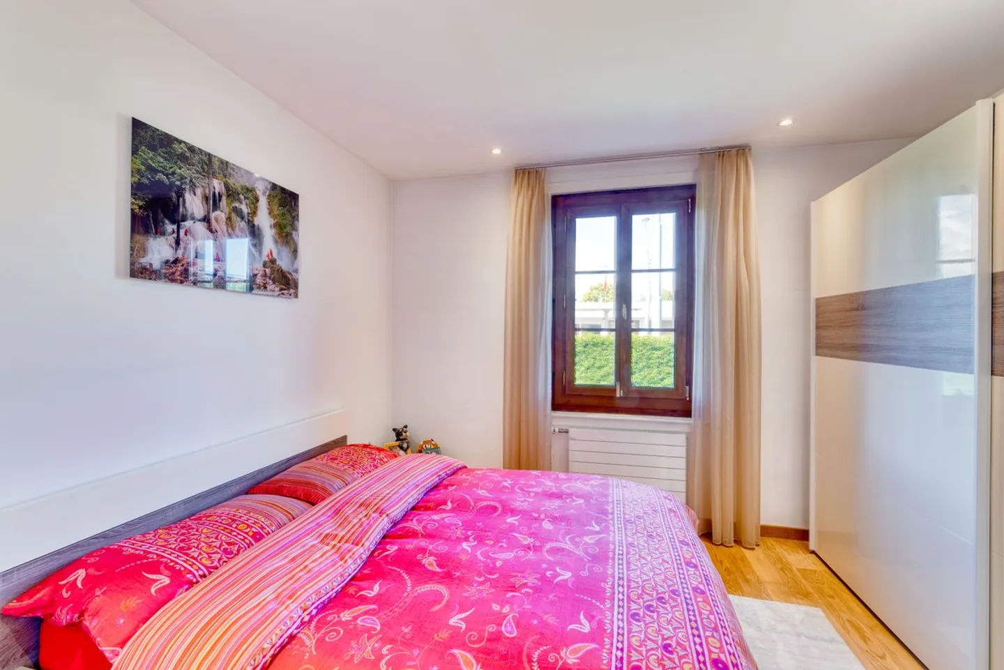 Einzigartig - Individuelle Villa in perfektem Zustand in Onex! - Foto 4 von 4