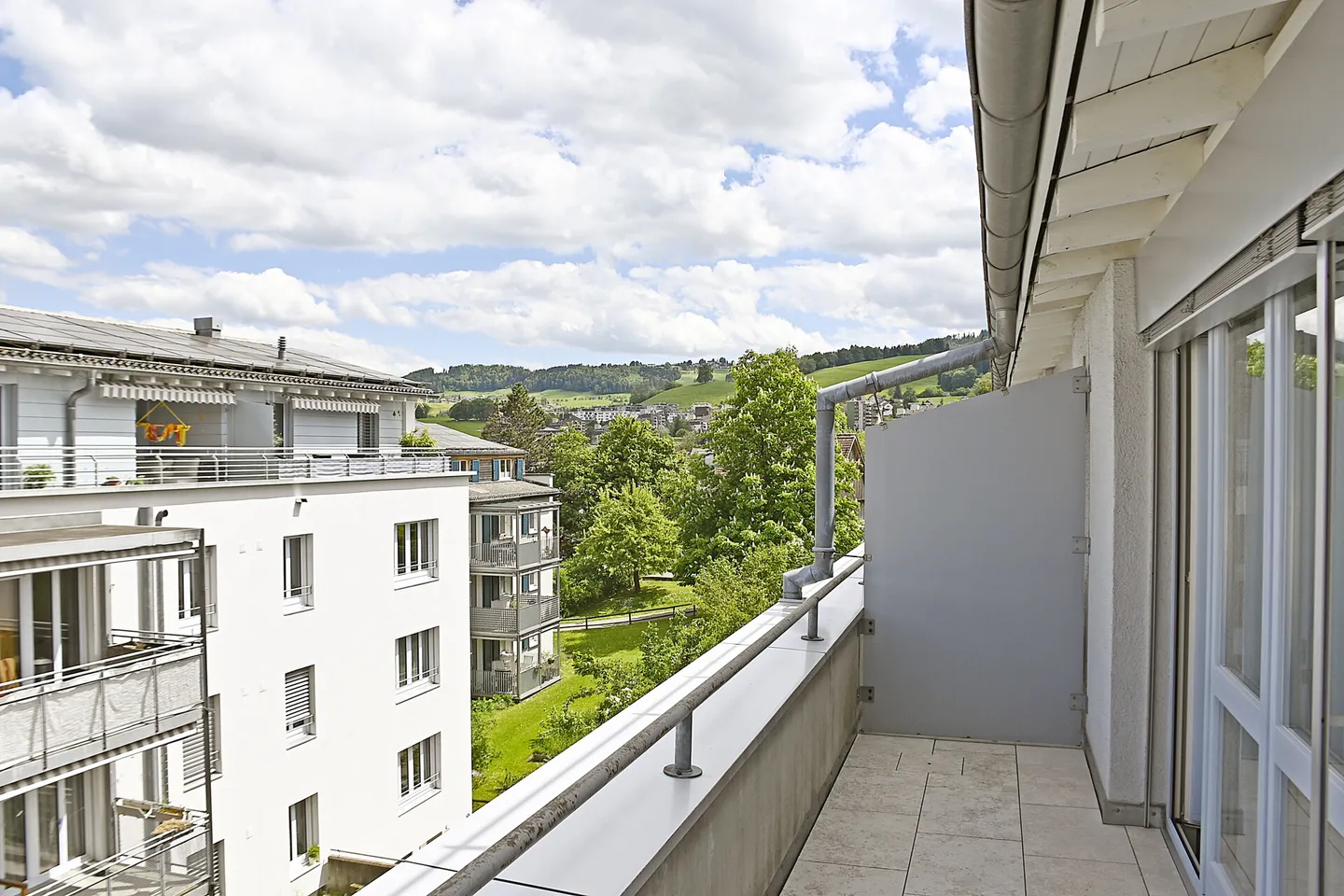 Appartamento duplex attraente con charme speciale - Foto 2 di 11