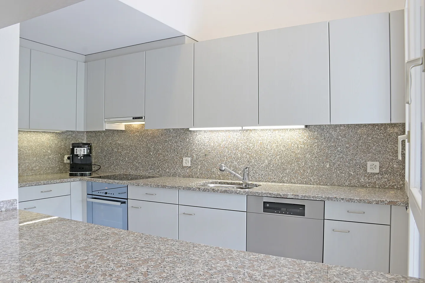 Appartamento duplex attraente con charme speciale - Foto 6 di 11