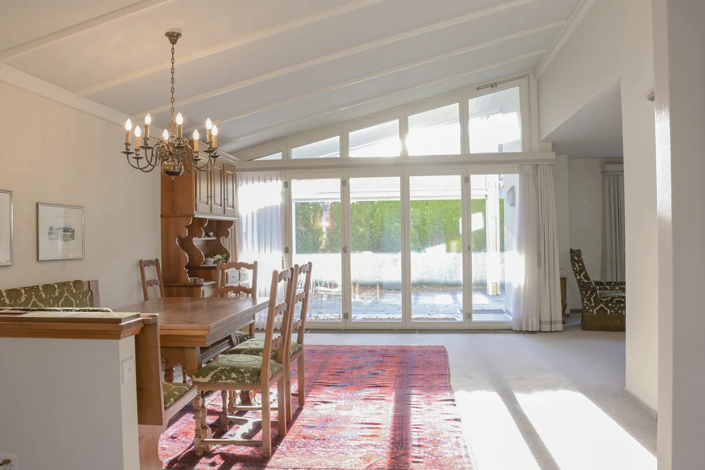 Vivere con comfort in una posizione soleggiata - Foto 3 di 9