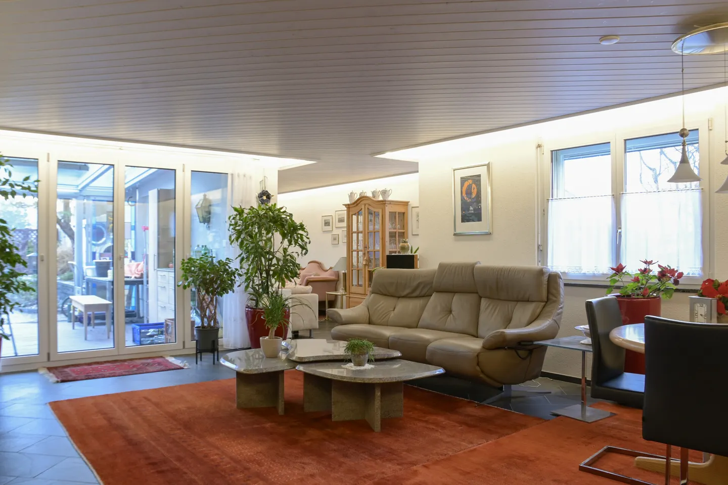 Geräumige Gartenwohnung - Foto 2 von 10