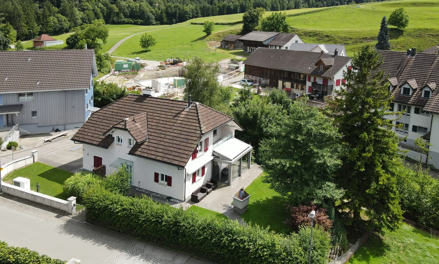 Stilvoll wohnen an ruhiger Lage - Foto 1 von 10