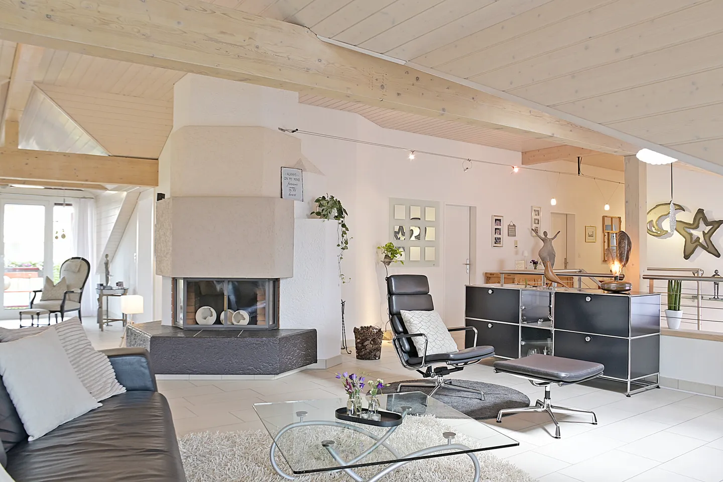 Stilvolle Dachwohnung mit grosszügigen 195 m² - Foto 5 von 9