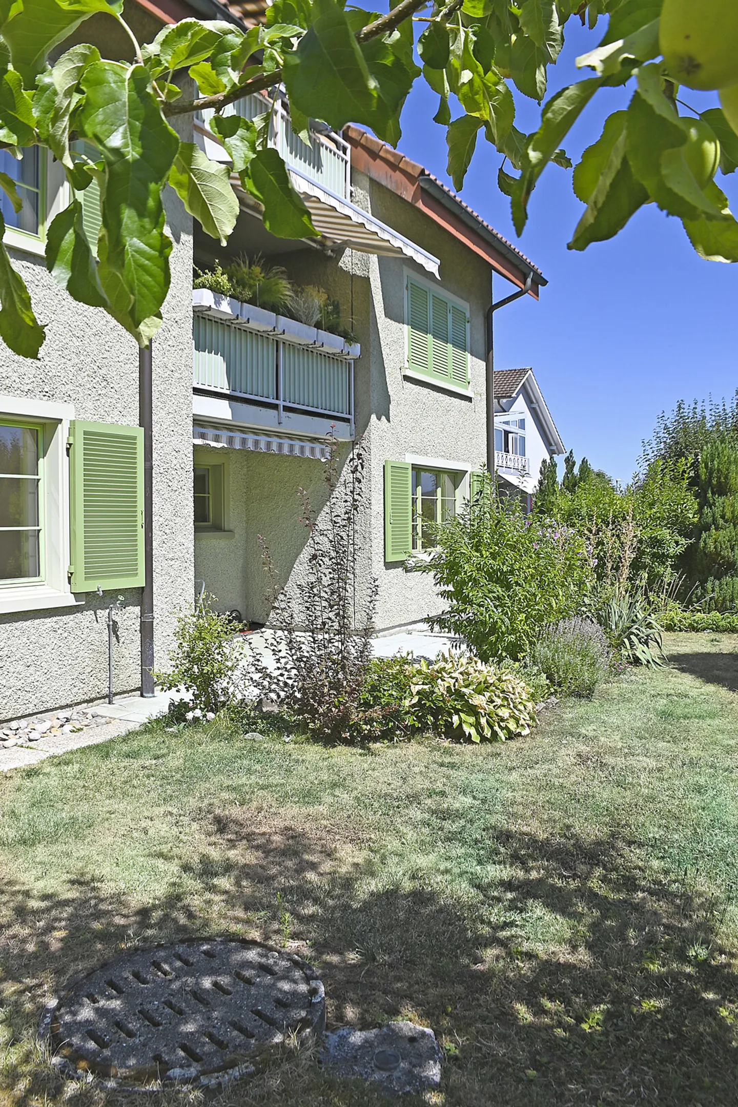 Vivre avec un jardin de 420 m² idéal pour les familles et les couples - Photo 9 sur 9