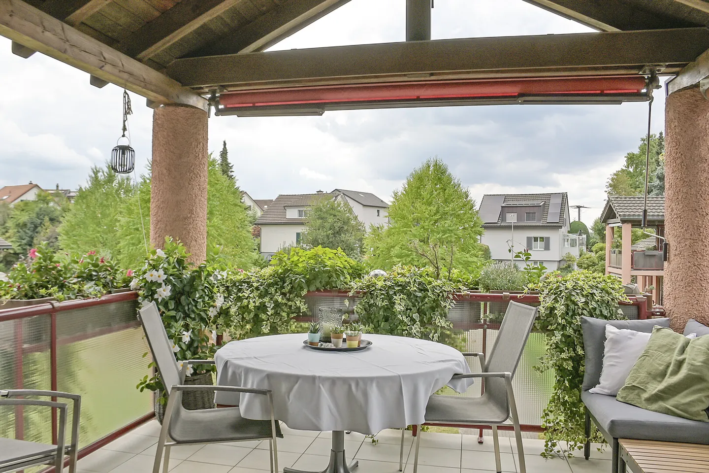 Stilvolle Dachwohnung mit grosszügigen 195 m² - Foto 3 von 9