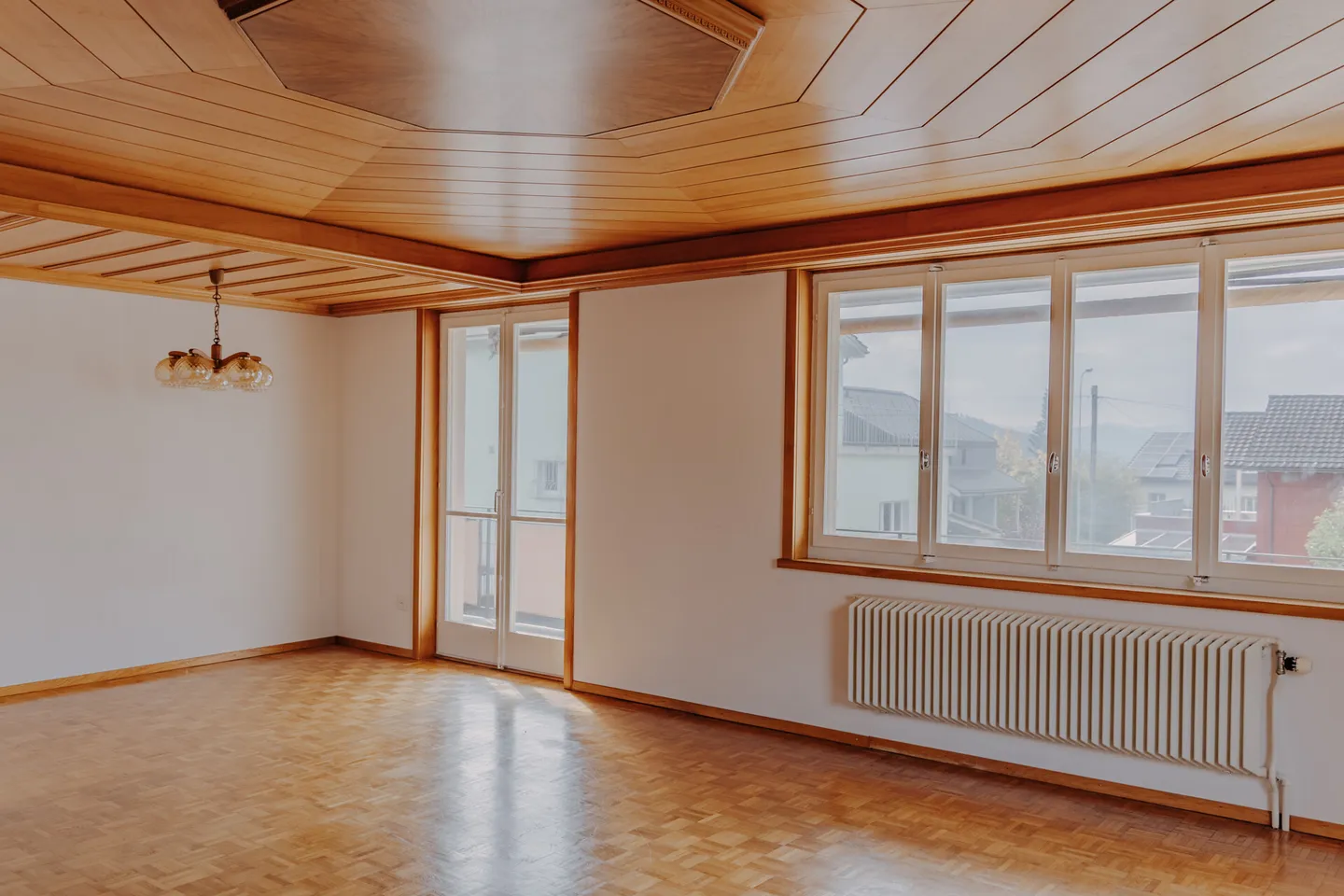 Your Retreat - Quiet, Central, Family-Friendly - Photo 3 of 10