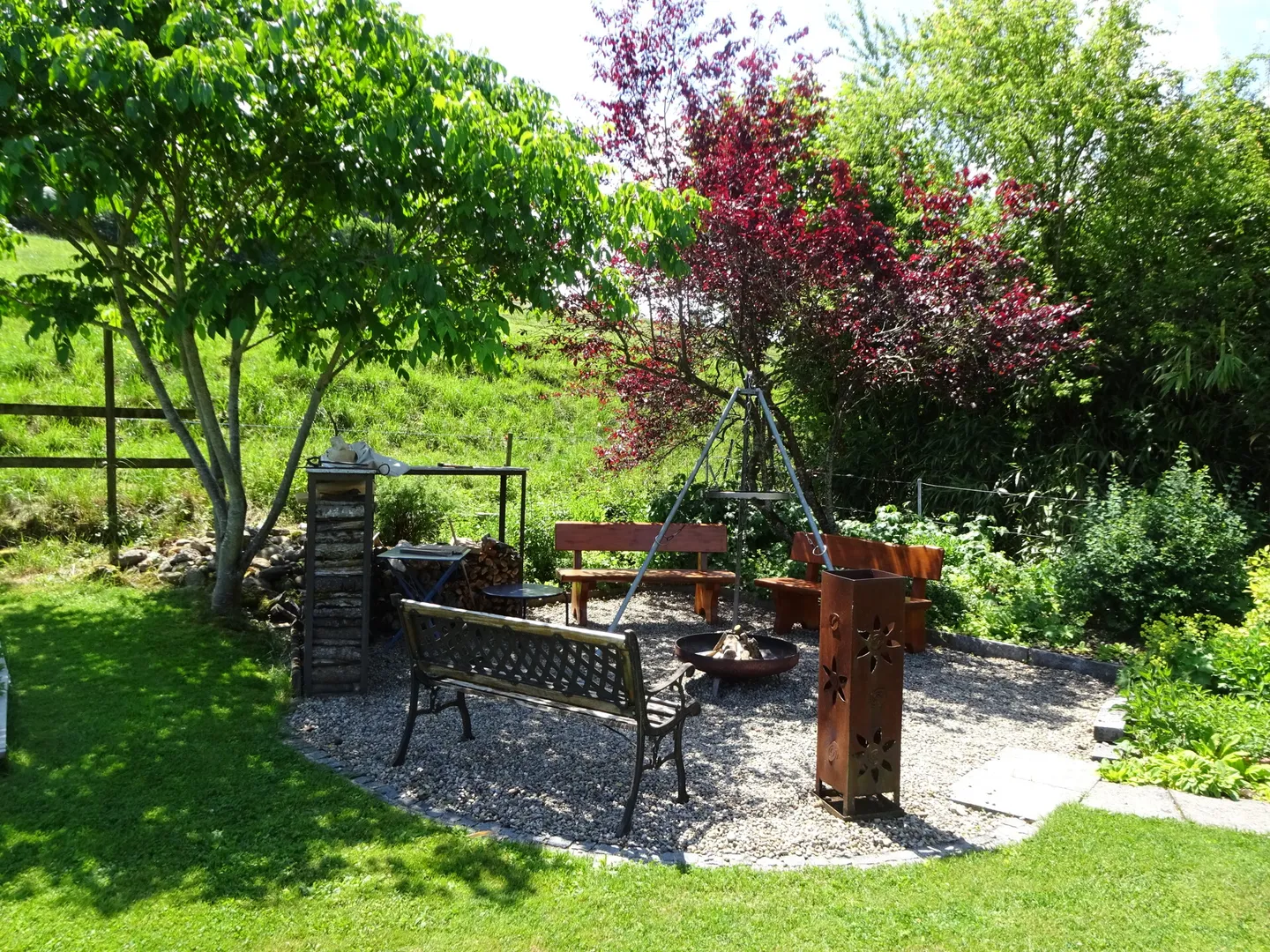 Family Paradise Near the Train Station - Photo 2 of 12